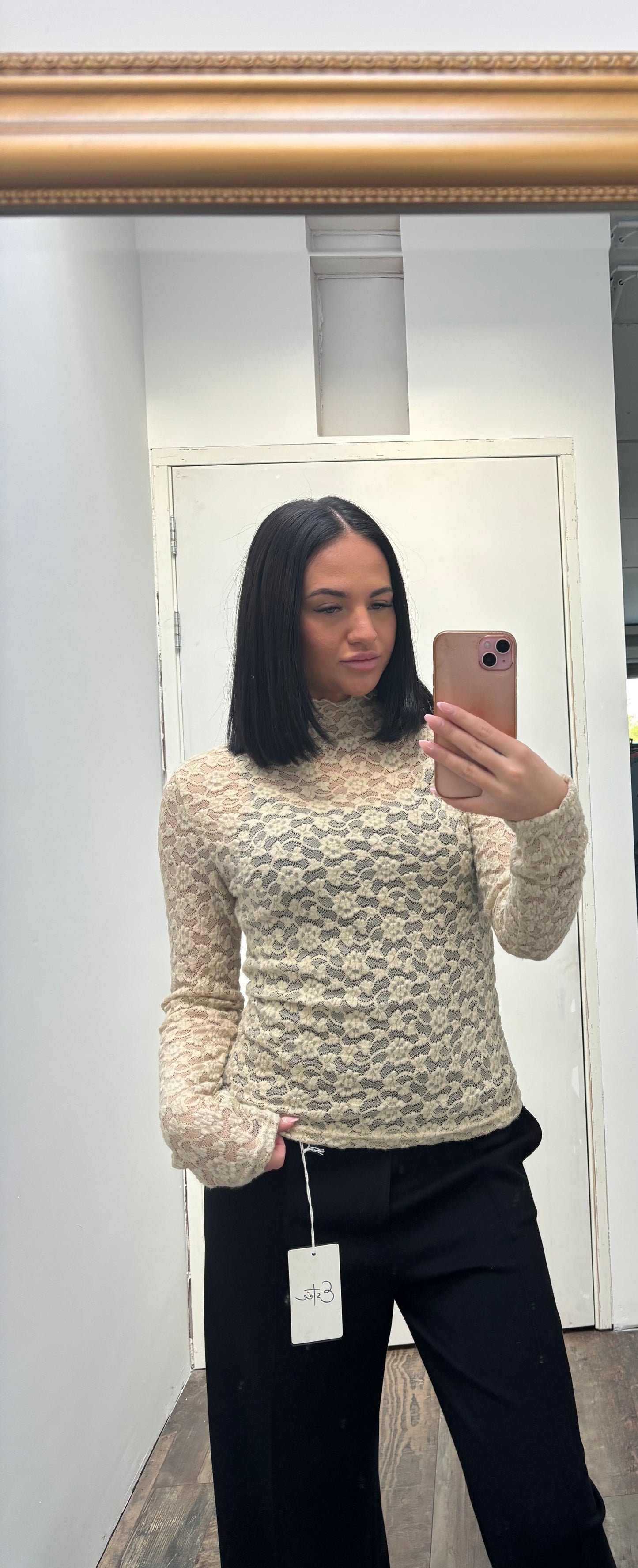 Kanten top Laila | beige