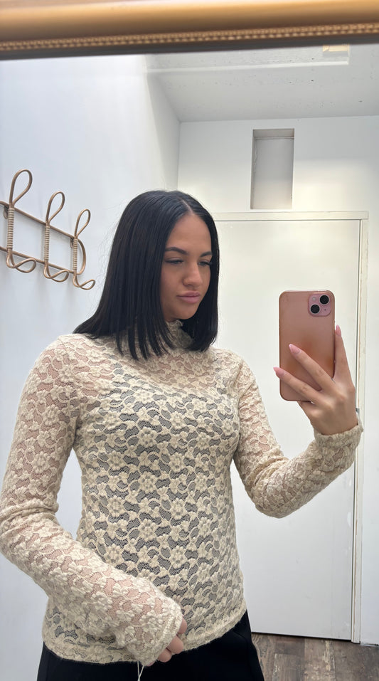 Kanten top Laila | beige